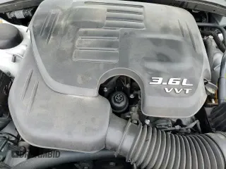 2017 Chrysler 300 Limited z VIN 2C3CCARG1HH585936, wystawiony jako Copart lot #68177345 z przebiegiem 100 627 mil mil oraz Szkoda całkowita • Salvage title. Historia ofert i sprzedaży dostępna na DreamBid. Obrazek 15.