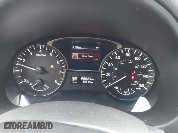 2014 Nissan Altima SV with VIN 1N4AL3AP8EC902495, listed as a IAAI auction lot 41940581 with 68,623 mi miles and . Bid and sale history available at carsss.com. Image 7.