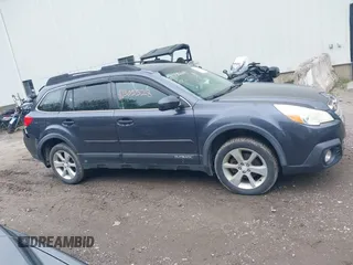 2013 Subaru Outback Premium z VIN 4S4BRBCC9D3323317, wystawiony jako IAAI lot #42303328 z przebiegiem 199 802 mil mil oraz . Historia ofert i sprzedaży dostępna na DreamBid. Obrazek 13.
