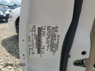 2008 Lincoln Town Car Limited z VIN 2LNHM82V38X660959, wystawiony jako Copart lot #57168355 z przebiegiem 194 630 mil mil oraz Szkoda całkowita • Salvage title. Historia ofert i sprzedaży dostępna na DreamBid. Obrazek 12.