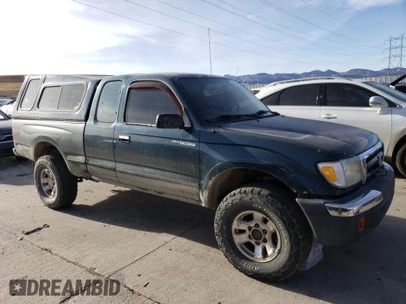 1998 Toyota Tacoma with VIN 4TAWN72N2WZ088594, listed as a Copart auction lot 85587894 with 271,890 mi miles and Clean Title. Bid and sale history available at DreamBid. Image 4.