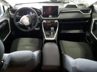 2023 Toyota RAV4 XLE with VIN 2T3P1RFV4PC330699, listed as a Copart auction lot 60452155 with 31,424 mi miles and Salvage title. Bid and sale history available at DreamBid. Image 8.