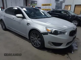2016 Kia Cadenza Premium z VIN KNALN4D70G5201310, wystawiony jako IAAI lot #41814606 z przebiegiem 189 036 mil mil oraz . Historia ofert i sprzedaży dostępna na DreamBid. Obrazek 1.