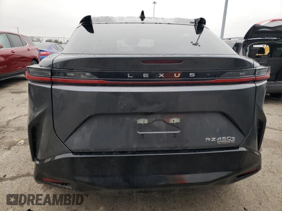 2023 Lexus RZ 450e Premium z VIN JTJAAAAB0PA016532, wystawiony jako Copart lot #39689614 z przebiegiem 4108 mil mil oraz . Historia ofert i sprzedaży dostępna na DreamBid. Obrazek 6.