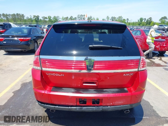 2010 Lincoln MKX with VIN 2LMDJ6JC6ABJ13039, listed as a IAAI auction lot 42044746 with 166,034 mi miles. Bid and sale history available at carsss.com. Image 16.