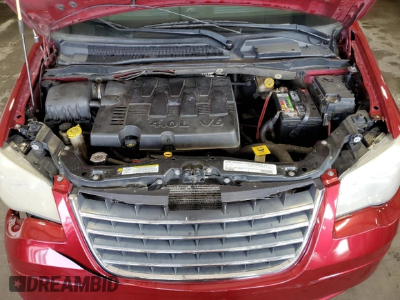 2010 Chrysler Town & Country Touring Plus with VIN 2A4RR8DX1AR427546, listed as a Copart auction lot 68314214 with 188,510 mi miles and Salvage Title. Bid and sale history available at DreamBid. Image 12.