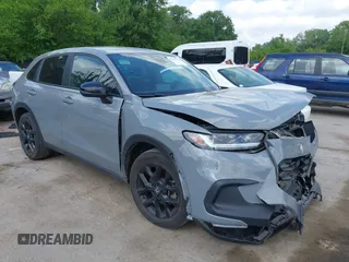 2024 Honda HR-V Sport z VIN 3CZRZ2H59RM764412, wystawiony jako IAAI lot #42264334 z przebiegiem 19 406 mil mil oraz . Historia ofert i sprzedaży dostępna na DreamBid. Obrazek 1.