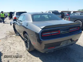 2016 Dodge Challenger SXT с VIN 2C3CDZAG1GH202650, выставлен на аукционе IAAI как лот 41979581 с пробегом 114 180 миль миль и . История ставок и продаж доступна на DreamBid. Изображение 3.
