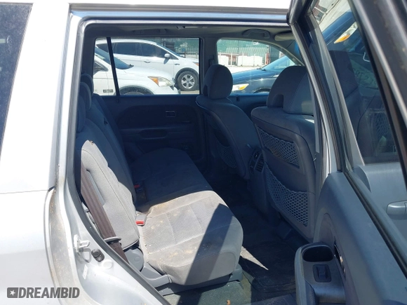 2008 Honda Pilot SE with VIN 5FNYF18338B036073, listed as a IAAI auction lot 42069377 with 191,324 mi miles. Bid and sale history available at carsss.com. Image 8.