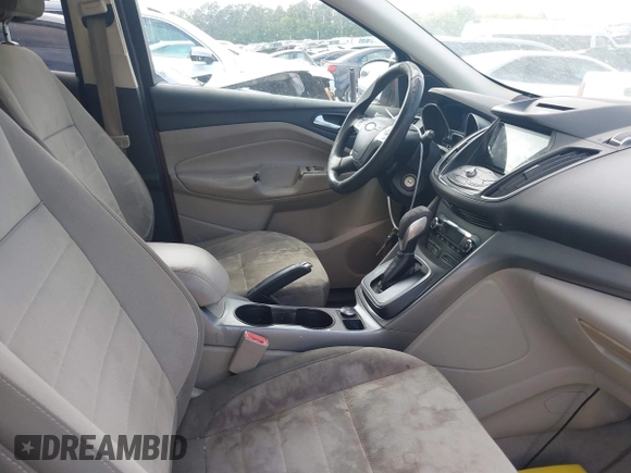 2013 Ford Escape SE with VIN 1FMCU0GX6DUA91192, listed as a IAAI auction lot 42157380 with 170,628 mi miles and . Bid and sale history available at DreamBid. Image 5.