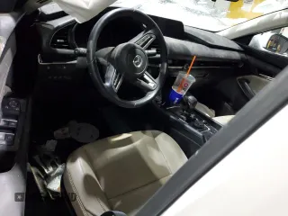2022 Mazda 3 Carbon Edition с VIN 3MZBPACL7NM317176, выставлен на аукционе Copart как лот 45314715 с пробегом Не указан миль и Списание • Salvage title. История ставок и продаж доступна на DreamBid. Изображение 8.