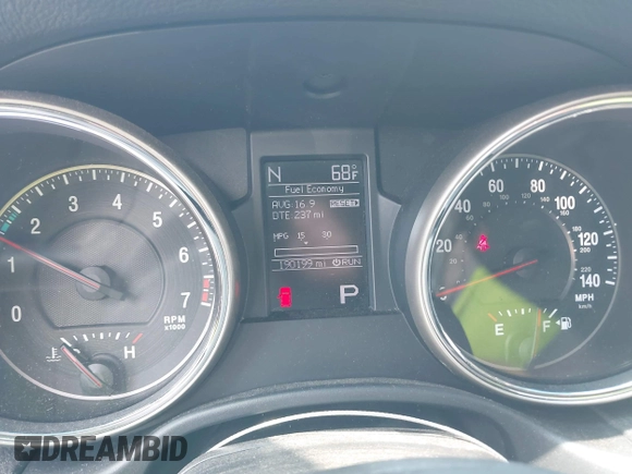 2011 Jeep Grand Cherokee Laredo with VIN 1J4RR4GG3BC640075, listed as a IAAI auction lot 41712754 with 190,199 mi miles. Bid and sale history available at carsss.com. Image 7.
