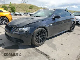2011 BMW M3 с VIN WBSKG9C56BE645914, выставлен на аукционе Copart как лот 62713015 с пробегом 82 092 миль миль и Списание • Salvage title. История ставок и продаж доступна на DreamBid. Изображение 1.