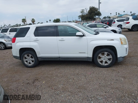 2011 GMC Terrain SLE-1 z VIN 2CTALMEC7B6359950, wystawiony jako IAAI lot #42167861 z przebiegiem 158 685 mil mil oraz . Historia ofert i sprzedaży dostępna na DreamBid. Obrazek 13.