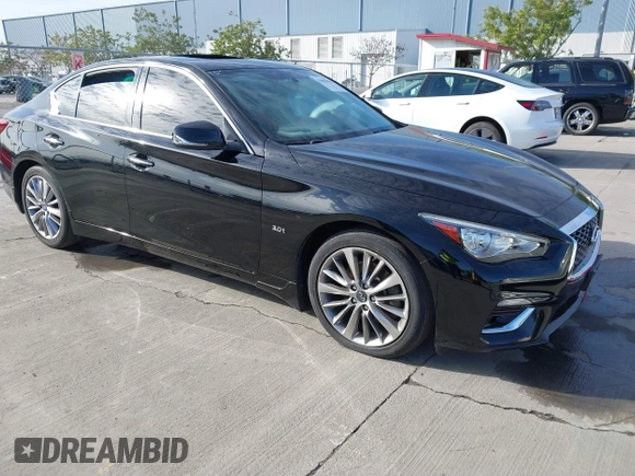 2018 Infiniti Q50 Sport with VIN JN1EV7AP6JM366702, listed as a IAAI auction lot 41852058 with 60,472 mi miles and . Bid and sale history available at carsss.com. Image 1.