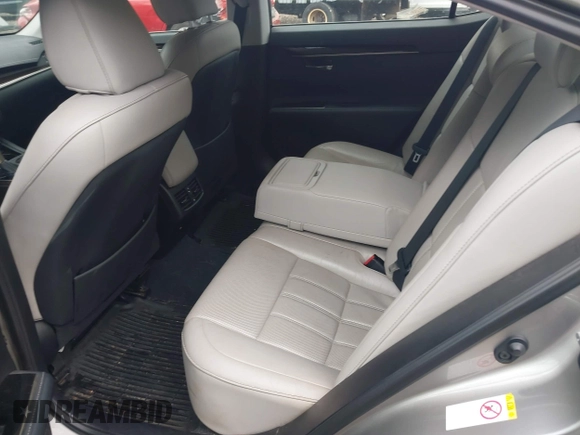2018 Lexus ES with VIN 58ABK1GG0JU089840, listed as a IAAI auction lot 41900167 with 94,484 mi miles. Bid and sale history available at carsss.com. Image 8.