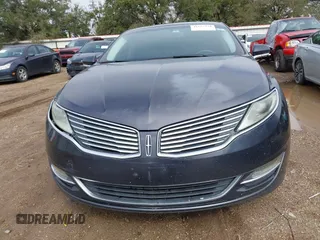 2014 Lincoln MKZ with VIN 3LN6L2G90ER829154, listed as a IAAI auction lot 41653378 with 199,363 mi miles. Bid and sale history available at carsss.com. Image 6.