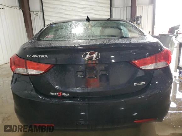 2013 Hyundai Elantra GLS z VIN KMHDH4AE7DU859883, wystawiony jako Copart lot #58296965 z przebiegiem 134 846 mil mil oraz Szkoda całkowita • Salvage title. Historia ofert i sprzedaży dostępna na DreamBid. Obrazek 6.