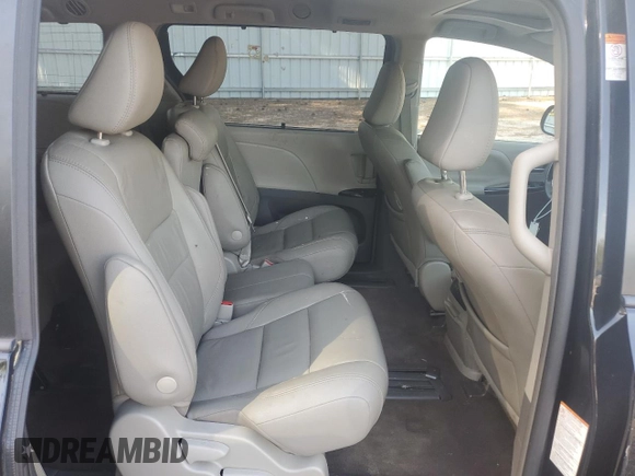 2018 Toyota Sienna XLE Auto Access Seat with VIN 5TDYZ3DC3JS933243, listed as a Copart auction lot 53480165 with 125,677 mi miles and Clean Title. Bid and sale history available at DreamBid. Image 11.