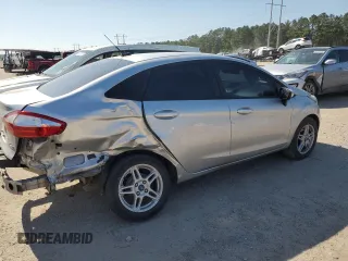 2019 Ford Fiesta SE z VIN 3FADP4BJXKM123806, wystawiony jako Copart lot #53184825 z przebiegiem 141 759 mil mil oraz Szkoda całkowita • Salvage title. Historia ofert i sprzedaży dostępna na DreamBid. Obrazek 3.
