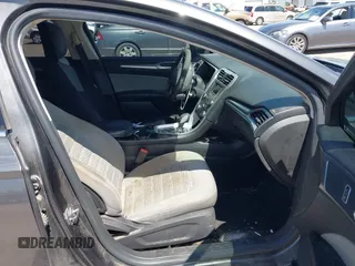 2016 Ford Fusion S z VIN 3FA6P0G78GR239353, wystawiony jako IAAI lot #42078032 z przebiegiem 177 367 mil mil oraz . Historia ofert i sprzedaży dostępna na DreamBid. Obrazek 5.