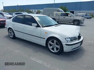 2004 BMW 3 Series 325i с VIN WBAAZ33414KP84920, выставлен на аукционе IAAI как лот 42056526 с пробегом 199 879 миль миль и . История ставок и продаж доступна на DreamBid. Изображение 1.
