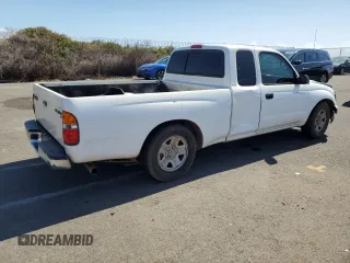 2002 Toyota Tacoma with VIN 5TEVL52NX2Z017779, listed as a Copart auction lot 43947225 with 272,365 mi miles and Salvage title. Bid and sale history available at DreamBid. Image 3.