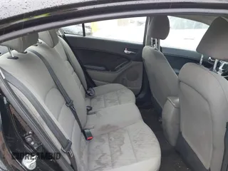 2014 Kia Forte LX with VIN KNAFK4A60E5171921, listed as a IAAI auction lot 41863618 with 105,076 mi miles. Bid and sale history available at carsss.com. Image 8.
