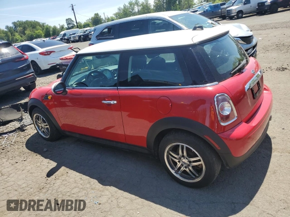 2011 MINI Hardtop z VIN WMWSU3C52BT099618, wystawiony jako Copart lot #57863215 z przebiegiem 98 302 mil mil oraz Tytuł czysty. Historia ofert i sprzedaży dostępna na DreamBid. Obrazek 2.