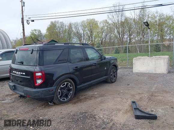 2021 Ford Bronco Sport Outer Banks z VIN 3FMCR9C65MRA88763, wystawiony jako IAAI lot #42113358 z przebiegiem 17 495 mil mil oraz . Historia ofert i sprzedaży dostępna na DreamBid. Obrazek 4.