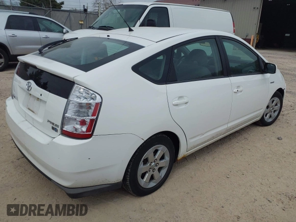 2009 Toyota Prius with VIN JTDKB20U297823583, listed as a IAAI auction lot 42161413 with 213,446 mi miles. Bid and sale history available at carsss.com. Image 4.