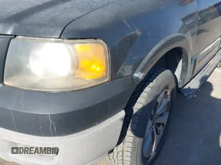 2004 Ford Expedition Eddie Bauer с VIN 1FMPU17L04LA95944, выставлен на аукционе IAAI как лот 42339649 с пробегом Не указан миль и . История ставок и продаж доступна на DreamBid. Изображение 6.