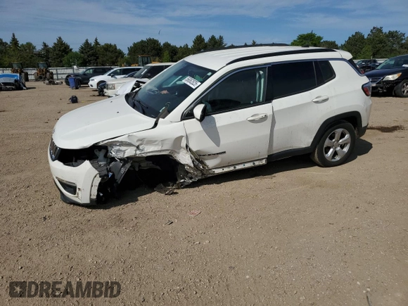 2019 Jeep Compass Latitude z VIN 3C4NJDBB4KT704264, wystawiony jako Copart lot #56062825 z przebiegiem 59 078 mil mil oraz Szkoda całkowita • Salvage title. Historia ofert i sprzedaży dostępna na DreamBid. Obrazek 1.