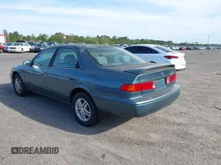 2001 Toyota Camry CE with VIN 4T1BG28K91U852861, listed as a IAAI auction lot 41912480 with 217,404 mi miles. Bid and sale history available at carsss.com. Image 3.