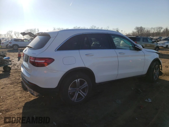 2019 Mercedes-Benz GLC with VIN WDC0G4KB1KF656137, listed as a Copart auction lot 73082562 with 35,893 mi miles. Bid and sale history available at carsss.com. Image 3.