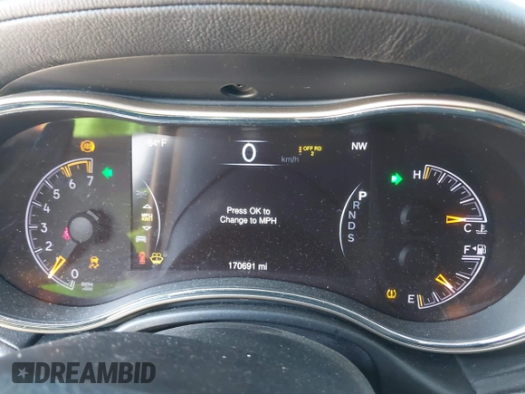 2014 Jeep Grand Cherokee Overland with VIN 1C4RJFCT9EC231840, listed as a IAAI auction lot 42114284 with 170,691 mi miles and . Bid and sale history available at DreamBid. Image 7.