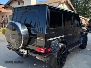 2013 Mercedes-Benz G-Class AMG G 63 with VIN WDCYC7DF5DX203233, listed as a Copart auction lot 43227545 with 92,674 mi miles and Clean Title. Bid and sale history available at carsss.com. Image 4.