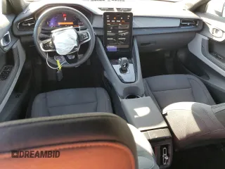 2024 Polestar 2 z VIN YSMFD3KA1RL219054, wystawiony jako Copart lot #46366205 z przebiegiem 15 134 mil mil oraz Szkoda całkowita • Salvage title. Historia ofert i sprzedaży dostępna na DreamBid. Obrazek 8.