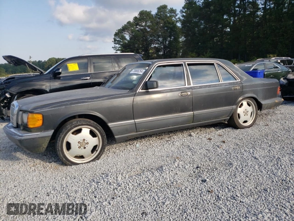 1990 Mercedes-Benz 560 with VIN WDBCA39E8LA508059, listed as a Copart auction lot 75865254 with 222,616 mi miles and Clean Title. Bid and sale history available at DreamBid. Image 1.