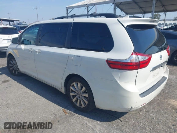 2017 Toyota Sienna XLE Auto Access Seat z VIN 5TDYZ3DC0HS868989, wystawiony jako IAAI lot #42174075 z przebiegiem 189 634 mil mil oraz . Historia ofert i sprzedaży dostępna na DreamBid. Obrazek 3.