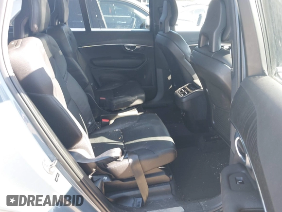 2020 Volvo XC90 Momentum with VIN YV4A221KXL1553065, listed as a IAAI auction lot 42180363 with 34,056 mi miles and . Bid and sale history available at DreamBid. Image 8.