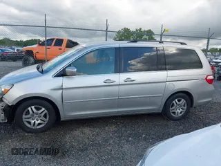 2006 Honda Odyssey EX z VIN 5FNRL38406B403736, wystawiony jako IAAI lot #42288117 z przebiegiem 159 686 mil mil oraz . Historia ofert i sprzedaży dostępna na DreamBid. Obrazek 15.