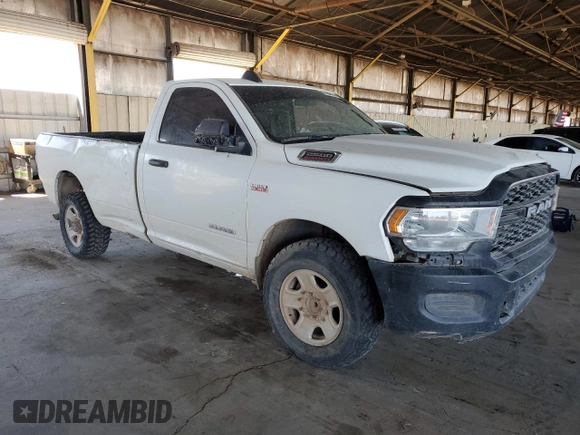 2019 Ram 2500 Tradesman with VIN 3C7WR4AJ6KG586235, listed as a Copart auction lot 57964265 with 45,762 mi miles and Salvage title. Bid and sale history available at DreamBid. Image 4.
