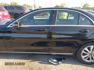 2019 Mercedes-Benz C 300 with VIN 55SWF8DB0KU304595, listed as a IAAI auction lot 42004166 with 55,580 mi miles and . Bid and sale history available at DreamBid. Image 14.
