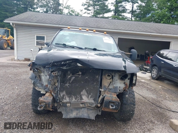 2000 Ford F-250 XL with VIN 1FTNX21L0YEB68631, listed as a IAAI auction lot 42639352 with 263,245 mi miles and . Bid and sale history available at DreamBid. Image 12.