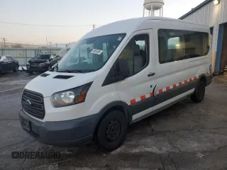 2015 Ford Transit XL z VIN 1FBZX2CM1FKB19531, wystawiony jako Copart lot #88655585 z przebiegiem 196 811 mil mil oraz Tytuł czysty. Historia ofert i sprzedaży dostępna na DreamBid. Obrazek 1.
