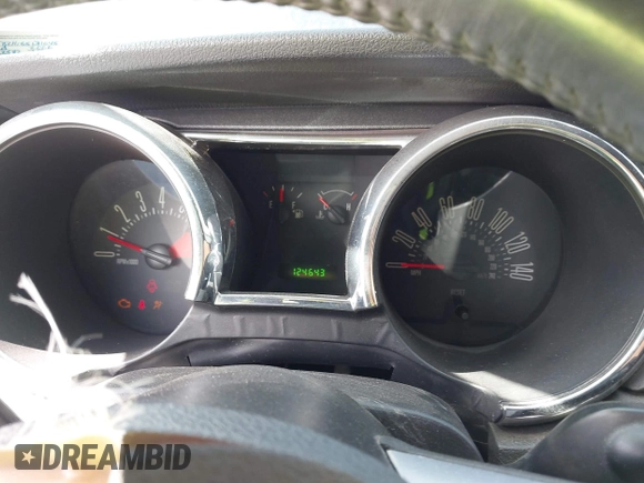 2006 Ford Mustang GT Deluxe with VIN 1ZVFT82H165131045, listed as a IAAI auction lot 41898142 with 124,643 mi miles and . Bid and sale history available at DreamBid. Image 7.
