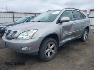 2005 Lexus RX 330 with VIN JTJHA31U450098358, listed as a IAAI auction lot 41986367 with 197,108 mi miles. Bid and sale history available at carsss.com. Image 2.
