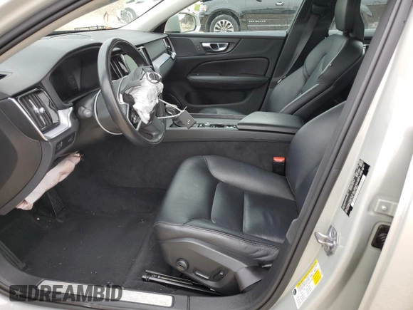 2019 Volvo S60 Momentum with VIN 7JR102FK6KG001352, listed as a Copart auction lot 55452424 with 54,636 mi miles and Salvage Title. Bid and sale history available at carsss.com. Image 7.