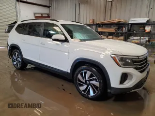 2025 Volkswagen Atlas SE with VIN 1V2HR2CA5SC503516, listed as a Copart auction lot 51640035 with 10,439 mi miles and Clean title. Bid and sale history available at DreamBid. Image 4.
